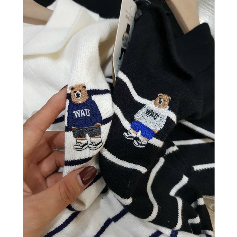 Áo Dệt Kim Sọc Thêu Gấu Tay Ngắn Chuẩn Xịn