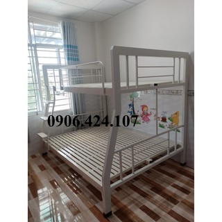 Giường tầng sắt Hộp Kiểu lệch , cầu thang bản rộng đẹp dễ leo