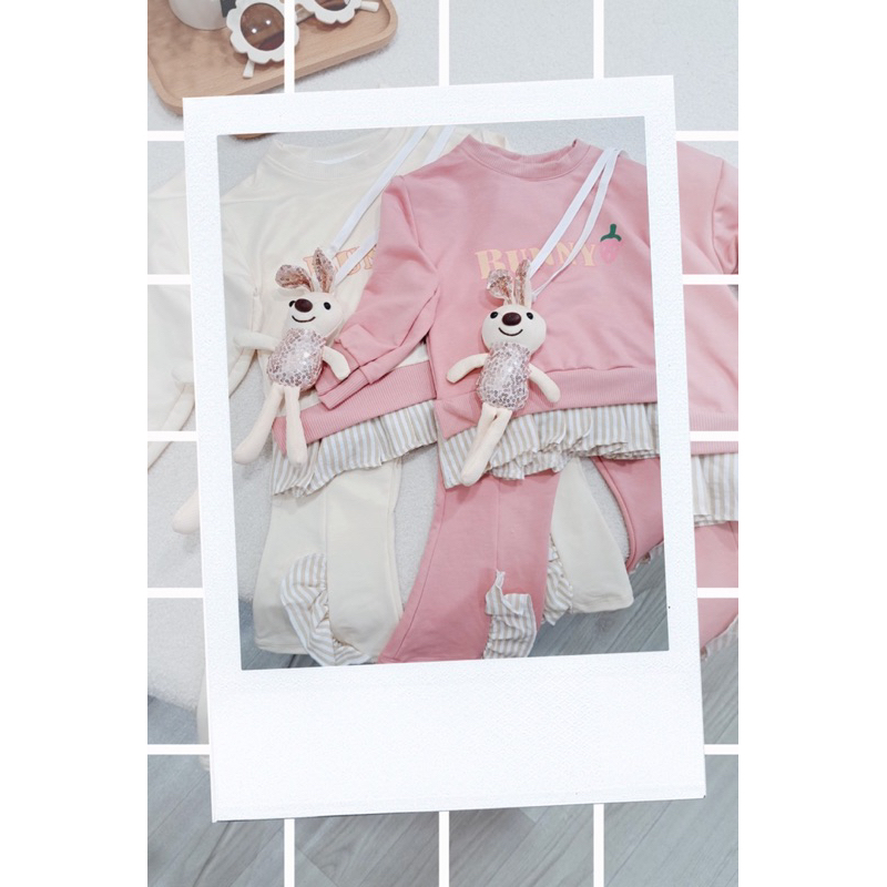 Set bộ tặng kèm gấu cho bé gái