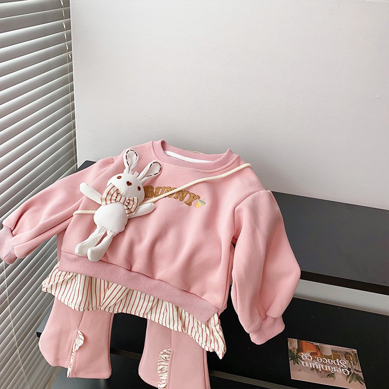 Set bộ tặng kèm gấu cho bé gái