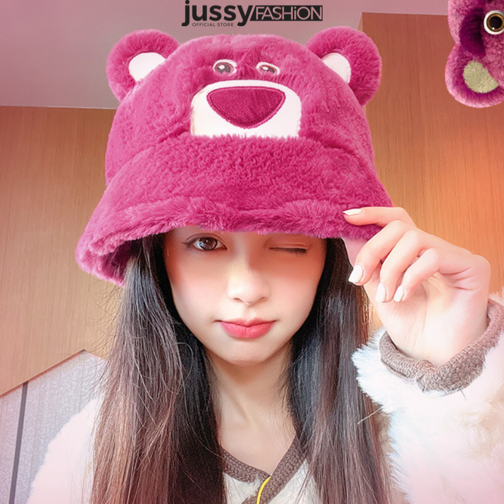 Mũ Bucket Gấu Dâu Hồng Jussy Official Nón Len Lông Gấu Dễ Thương Chất Len Lông Dày Mịn 2 Lớp Siêu Cute