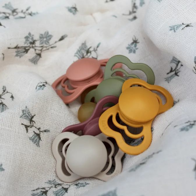 Bibs Couture - Núm ngậm VÁT cao su Đan Mạch