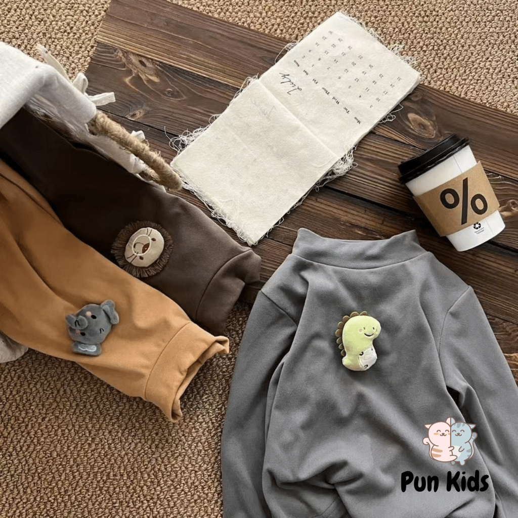 Áo giữ nhiệt trơn kèm tag hoạ tiết hình con vật ngộ nghĩnh cho bé trai, bé gái từ 10-27kg