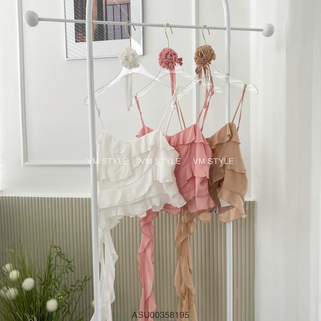 Áo 2 dây nữ VMSTYLE dáng ngắn tầng bèo thả kèm bông cổ 5138 - ASU00358