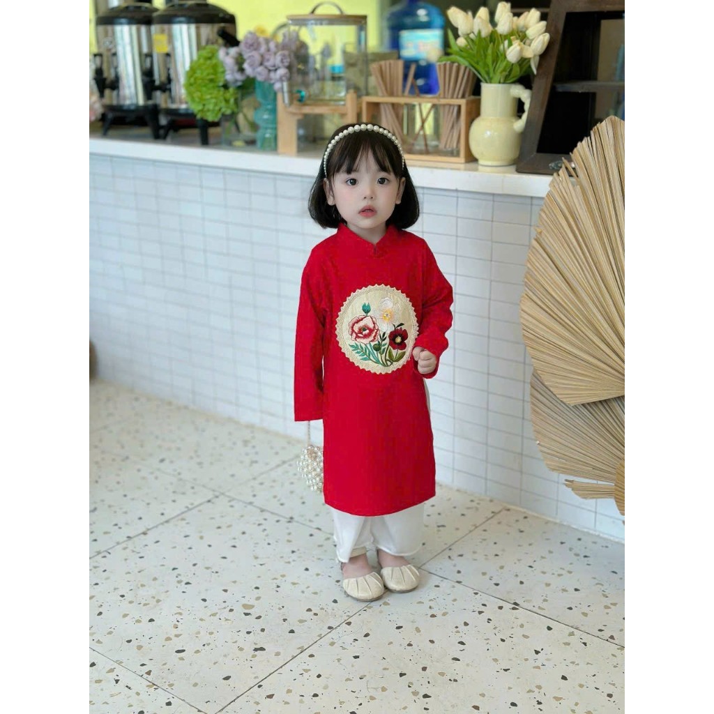 Áo dài bé gái 🔥SALE SỐC🔥 chất liệu linen mềm mại thiết kế cổ tàu tay dài thêu hình lớn - Áo Dài Cho Bé Baby Store- ADB21