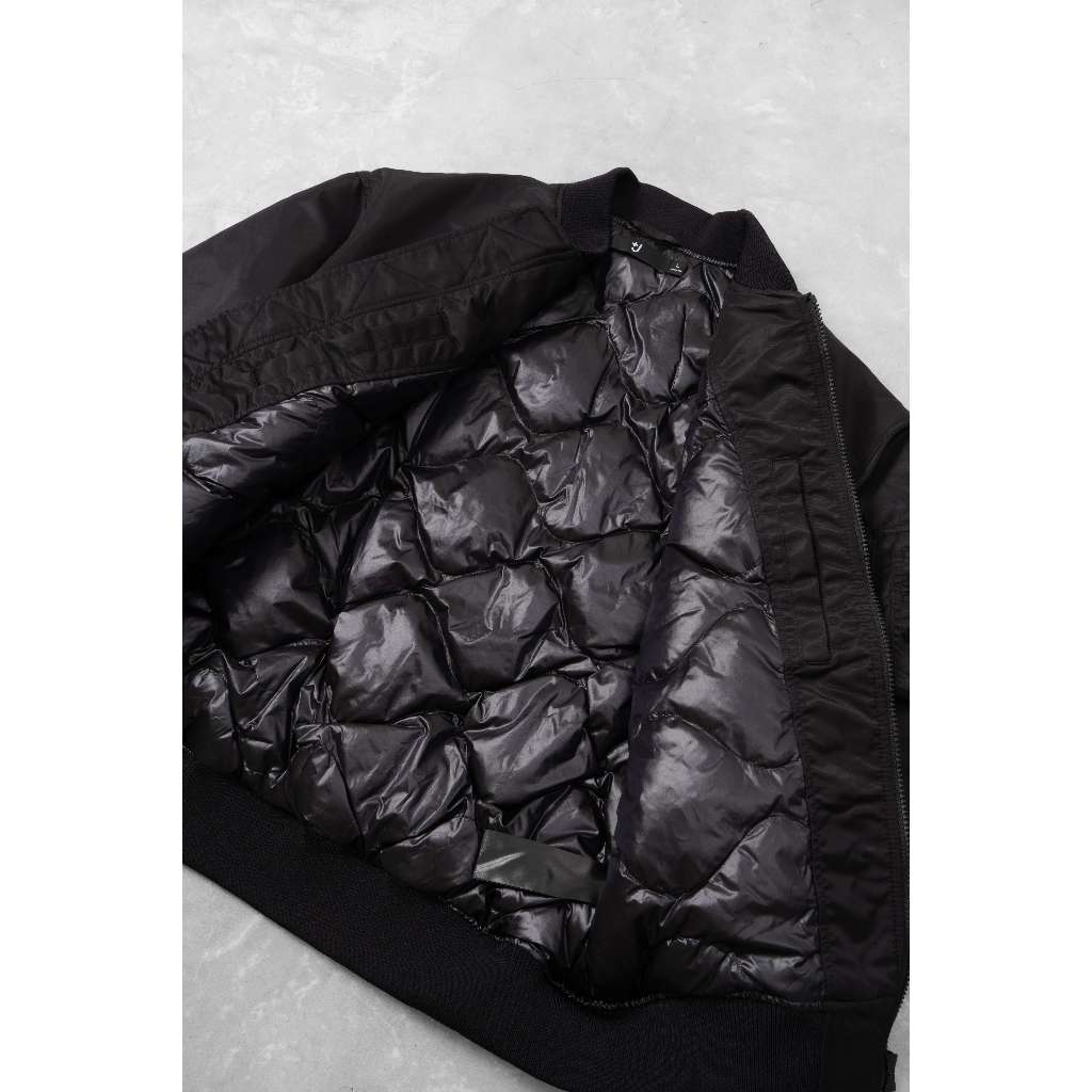 U.NI.Q.LO +J HYBRID DOWN OVERSIZED MA-1