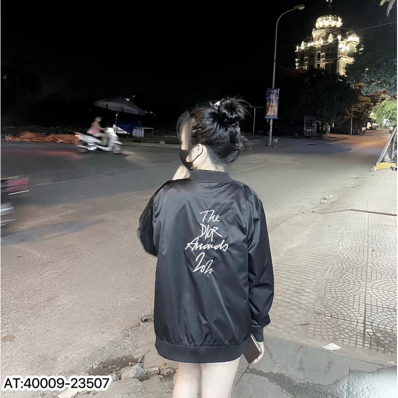 Áo khoác bomber có hoạ tiết khoá kéo chữ thêu màu đen thời trang nam nữ phong cách giới trẻ có size từ s đến xl