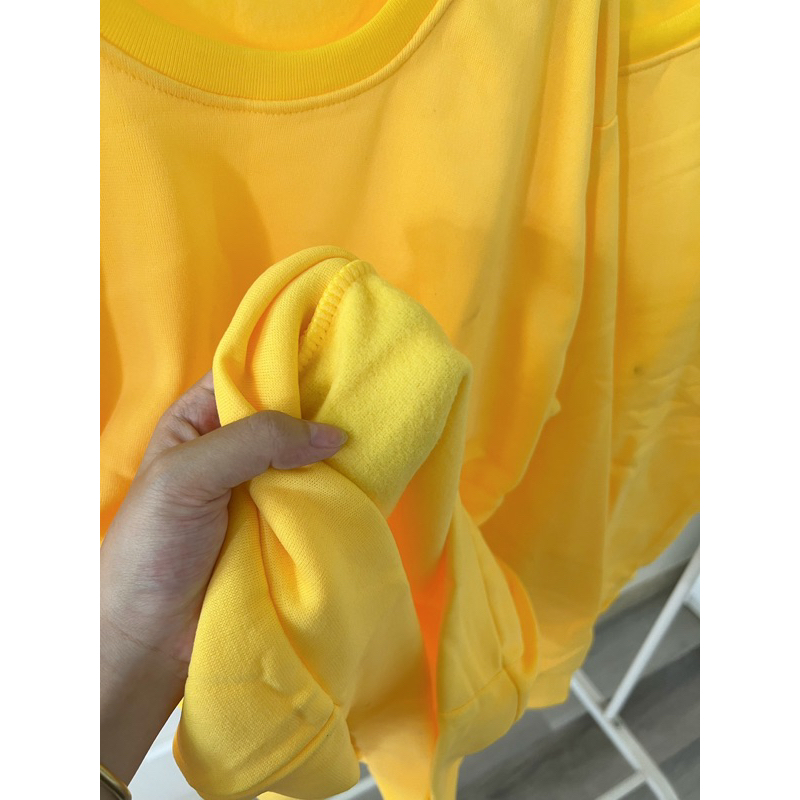 Áo Sweater Nỉ Trơn Màu Vàng Nam Nữ Unisex, Form Rộng Chất Nỉ Bông