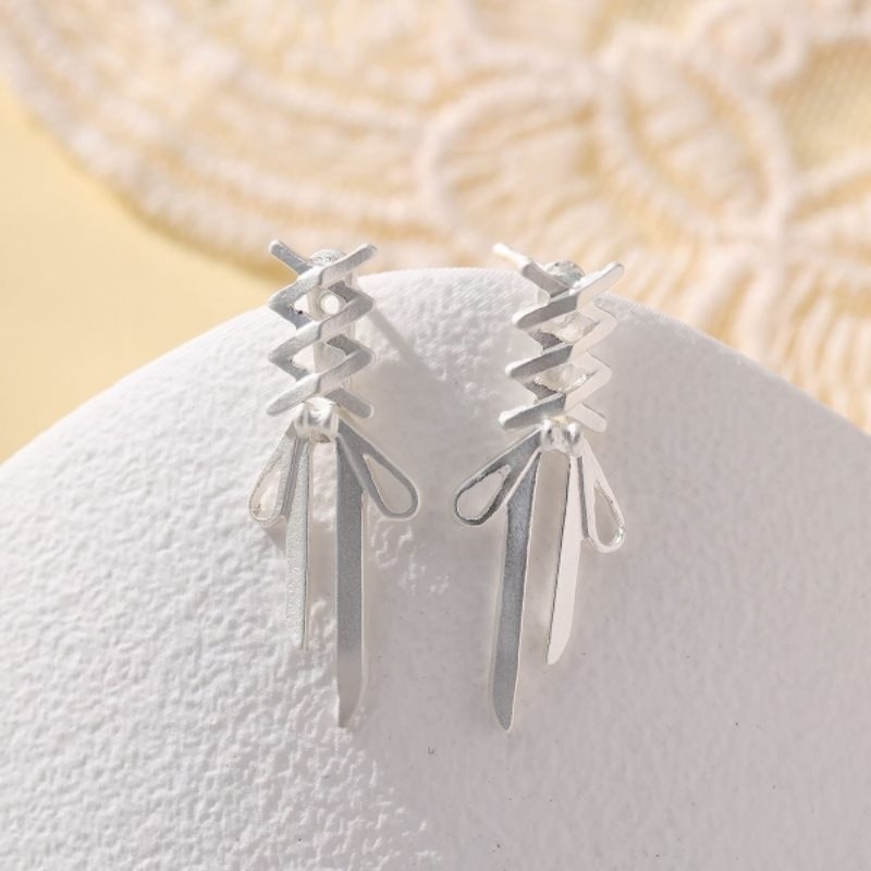 Bông Tai Hình Ruy Băng Nơ Màu Bạc - TS1767 - BCorner