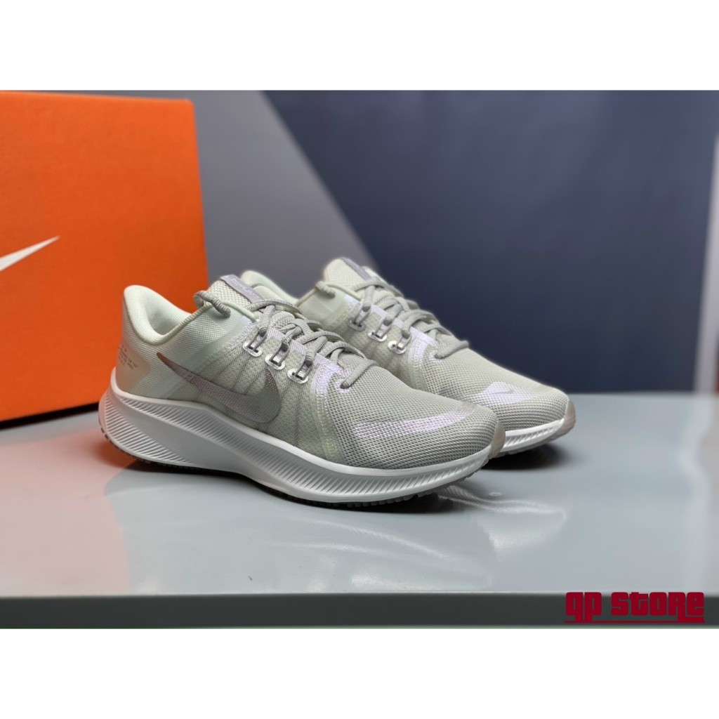 Giày Thể Thao Nike Quest 4