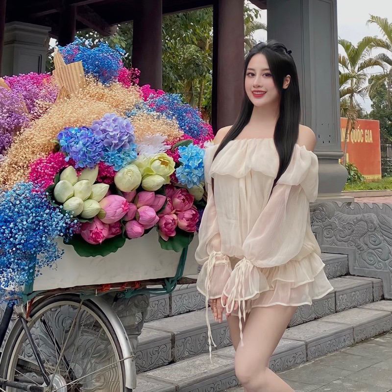 Sét Váy Von Ulzzang Gồm Áo Trễ Vai + Chân Váy