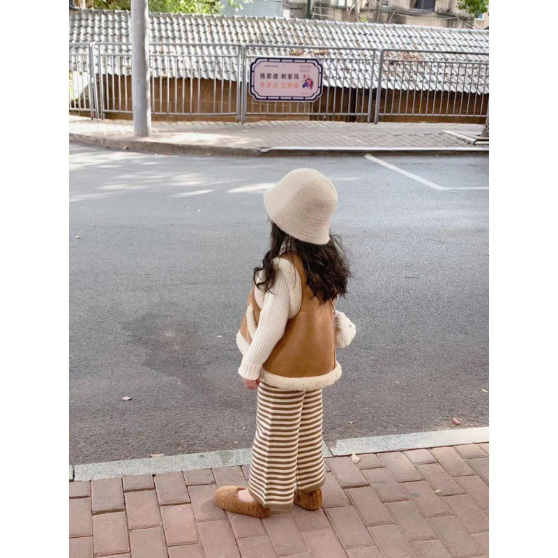 Áo gile da lộn lót lông cừu siêu ấm cho cả bé trai và gái