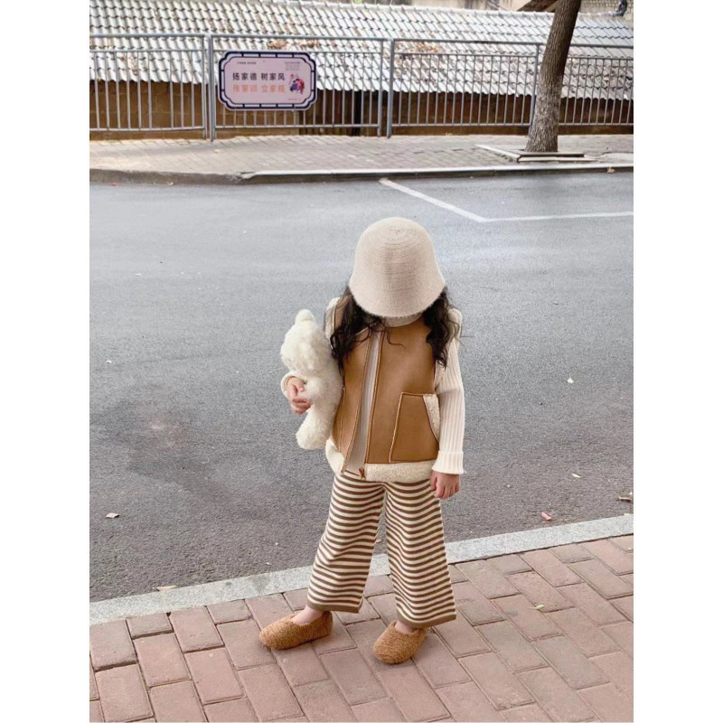 Áo gile da lộn lót lông cừu siêu ấm cho cả bé trai và gái