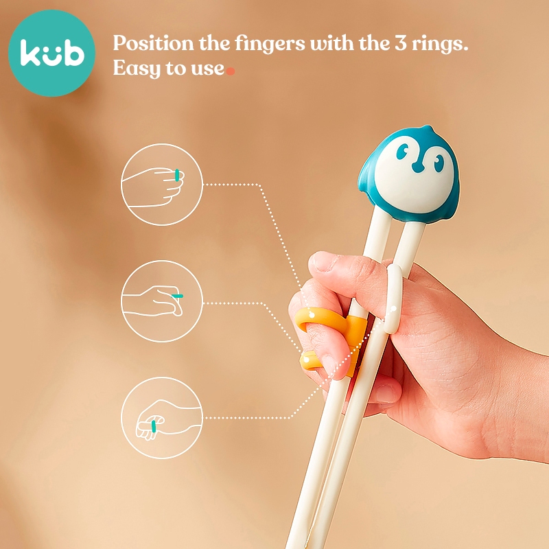 Bộ tập đũa cho bé KUB với hình hoạt động vật dễ thương chất liệu PP an toàn