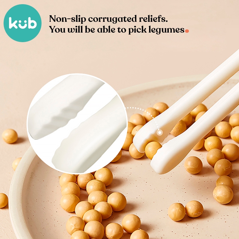 Bộ tập đũa cho bé KUB với hình hoạt động vật dễ thương chất liệu PP an toàn