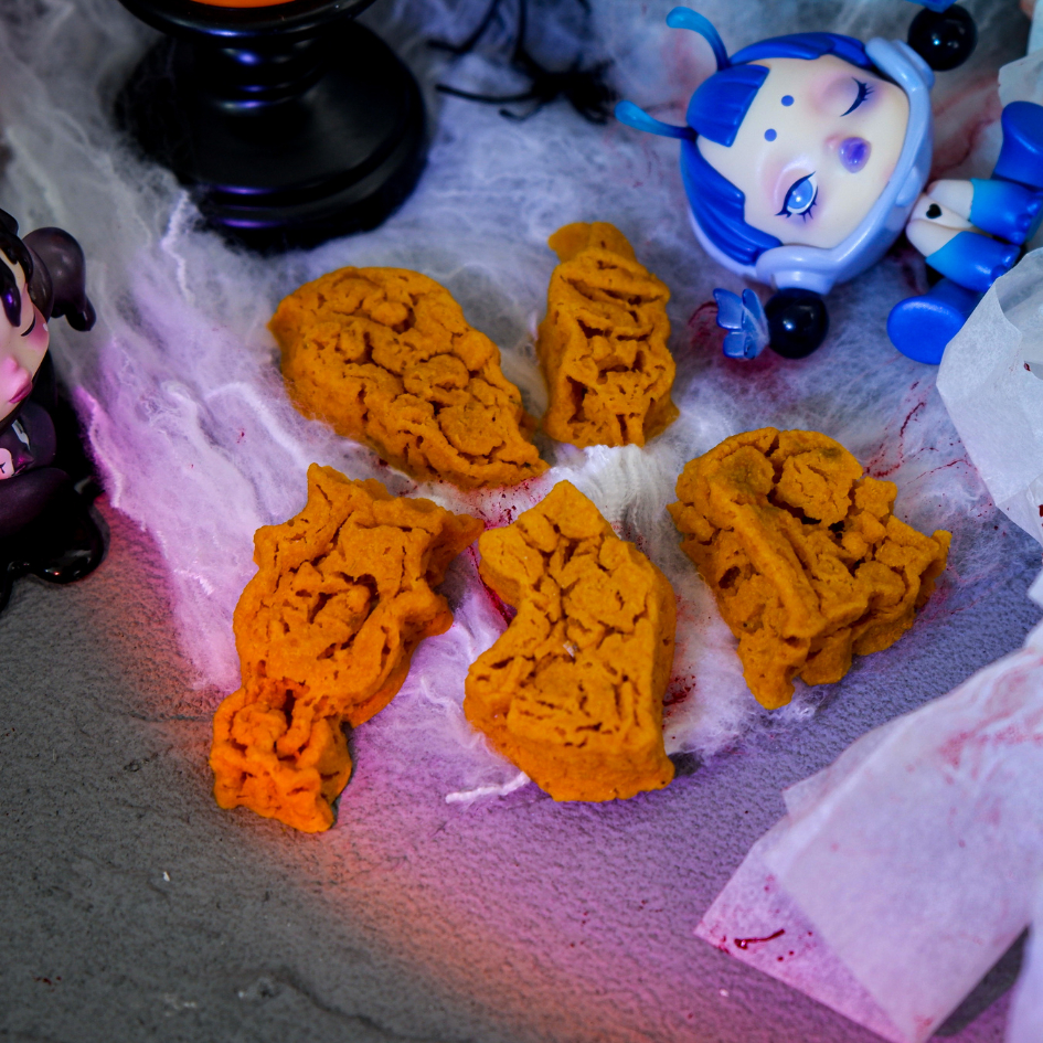 Bánh Sấy Khô Homemade Cho Chó Nhân Cá Basa / Thịt Heo Kẹo Sữa Bí Đỏ Dịp Halloween Cho Thú Cưng