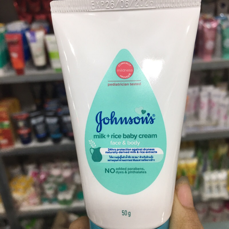 Kem Dưỡng Ẩm Chứa Sữa Và Gạo Johnson's Baby 50g