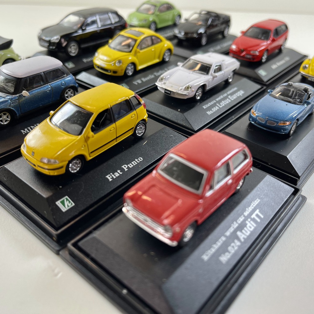 Xe mô hình ô tô diecast car Hongwell Kitahara Cararama Collection tỉ lệ 1:72 1 72 1/72 chính hãng