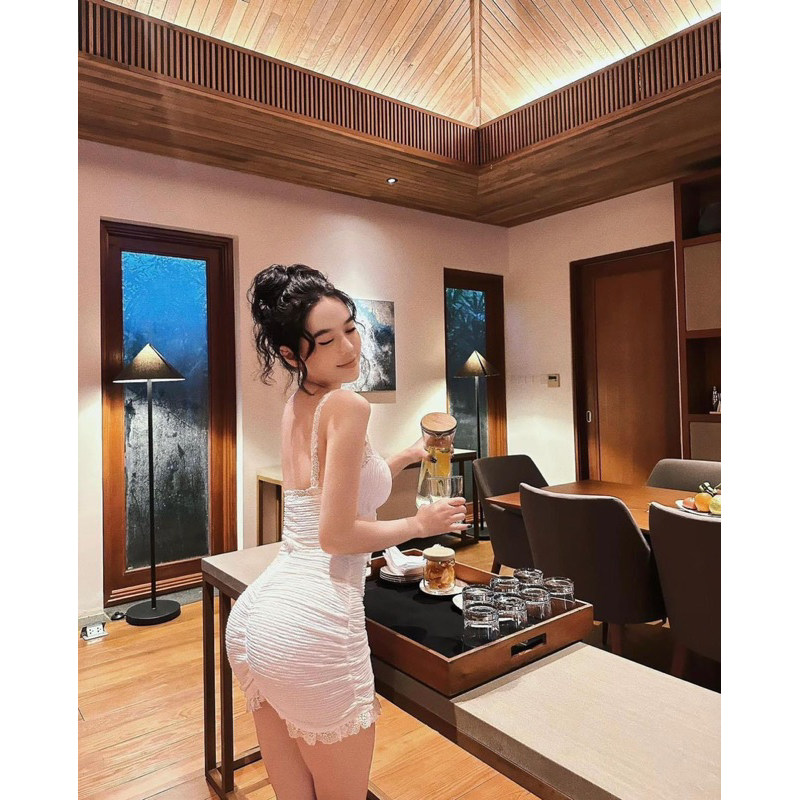 Set áo 2 dây xốp xẻ chân váy nhún phối ren
