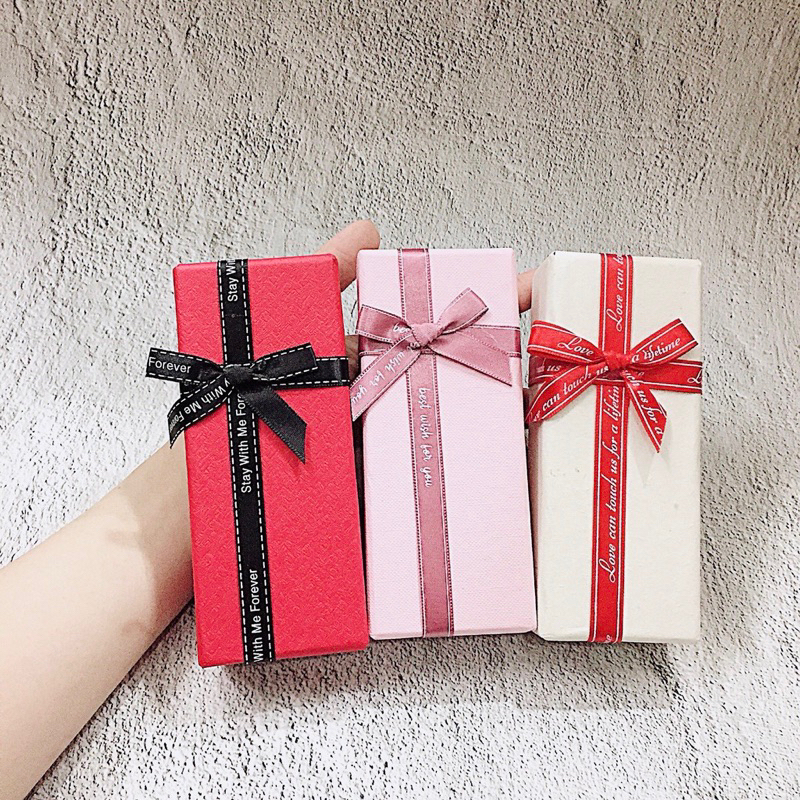 Hộp quà tặng đựng nước hoa siêu xinh
