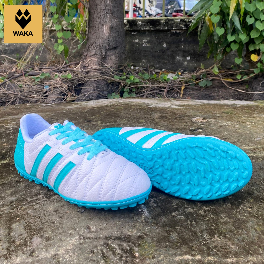 Giày đá bóng nam 3 sọc Toni Kroos 11 PRO da nhăn và 3 sọc WAKA đế cao su tại Phủi K&C