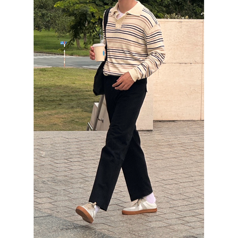 SANTÉ STUDIO - Quần nam ống suông vải kaki side tab, có đai chỉnh eo - COMPACT WIDE PANTS.