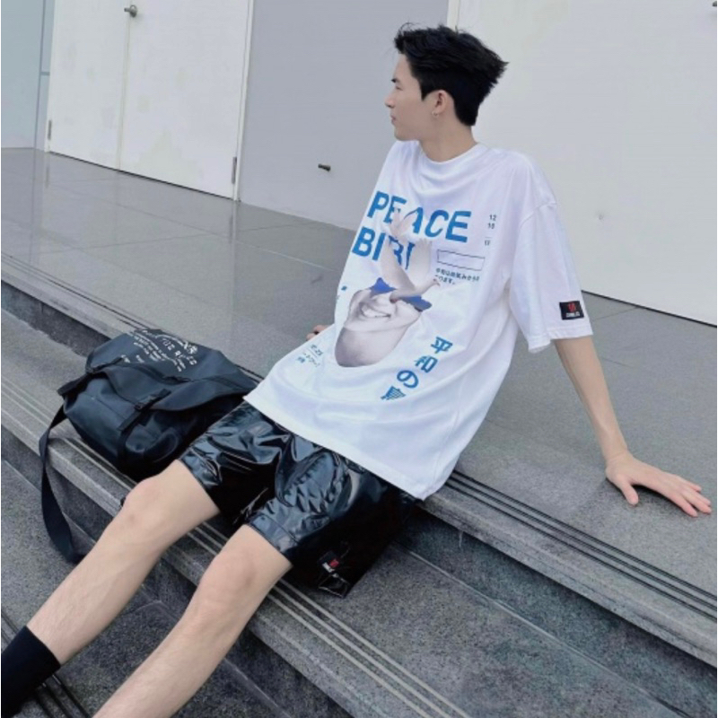 Quần short da unisex Zune.zx đen trơn bóng thun co dãn, Plastic short