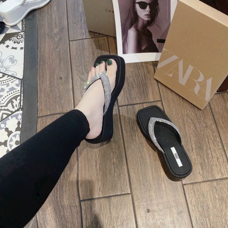 Dép bánh mì kẹp xoàn siêu xinh cao 7p