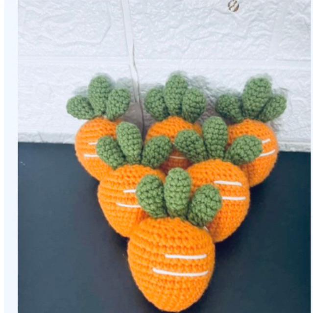 Móc khoá len handmade cà rốt 🥕