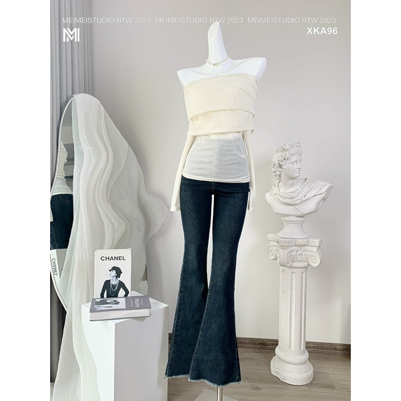 Áo len trễ vai dúm