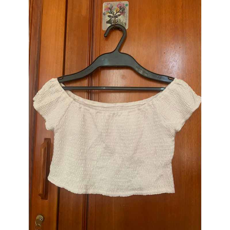 Pass áo montogi - áo croptop- trễ vai