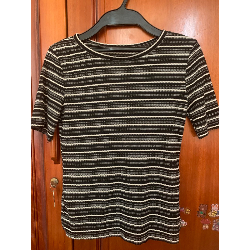 Pass áo montogi - áo croptop- trễ vai