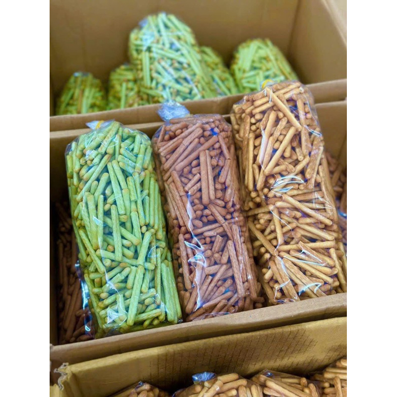 1Kg Bánh quy đũa mặn vị Trà Xanh  vị mới ngon ngon