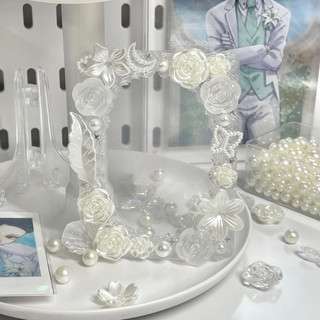 Toploader decor kem trong tông trắng
