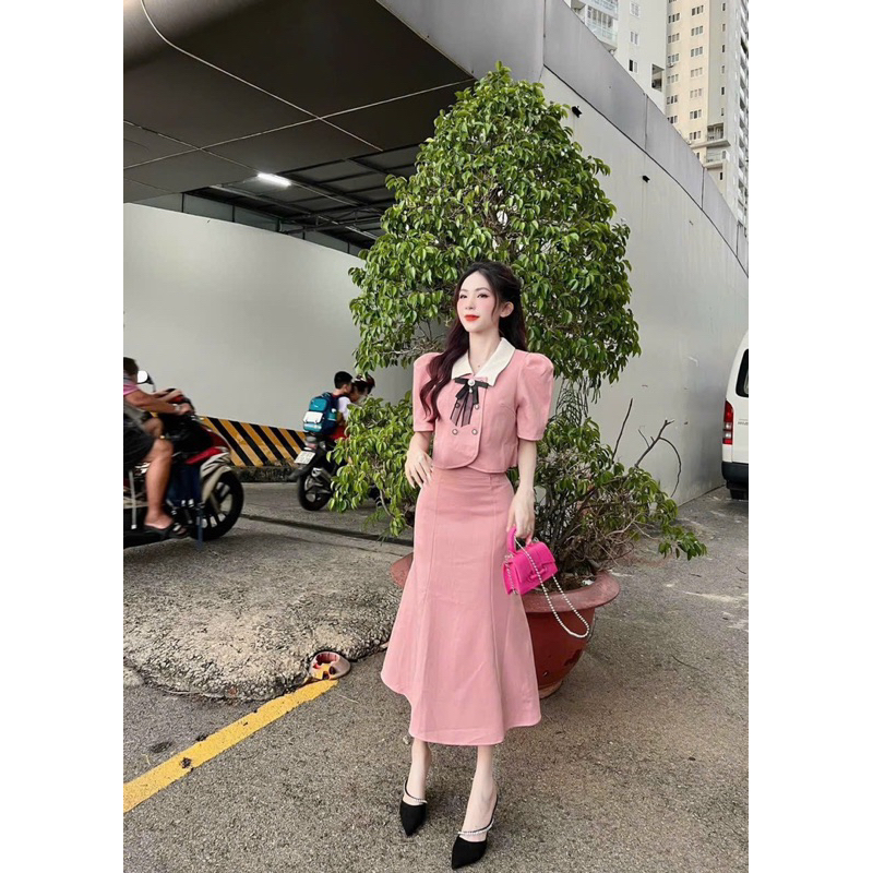 Set váy nữ mặc đi chơi, sét áo croptop cổ sơmi đính nơ kèm chân váy dài chất vải linen