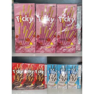bánh que ticky thái lan lốc 12 + 1