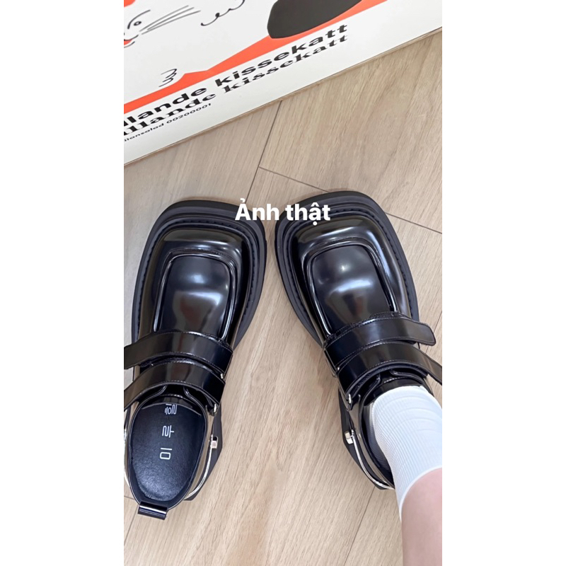 Giày lười nữ đế vuông 2023 mùa thu da mềm khóa kim loại dày