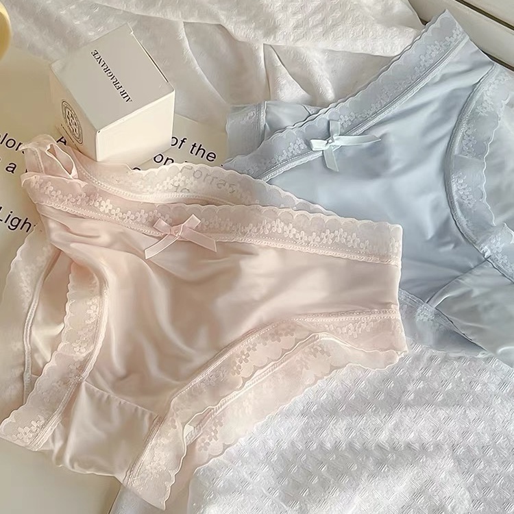 Quần Lót Nữ Su Mỏng Viền Ren Sexy Phối Hoa Đính Nơ Gợi Cảm 199