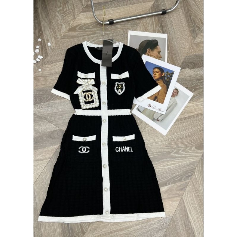 Đầm sơ mi tay phồng