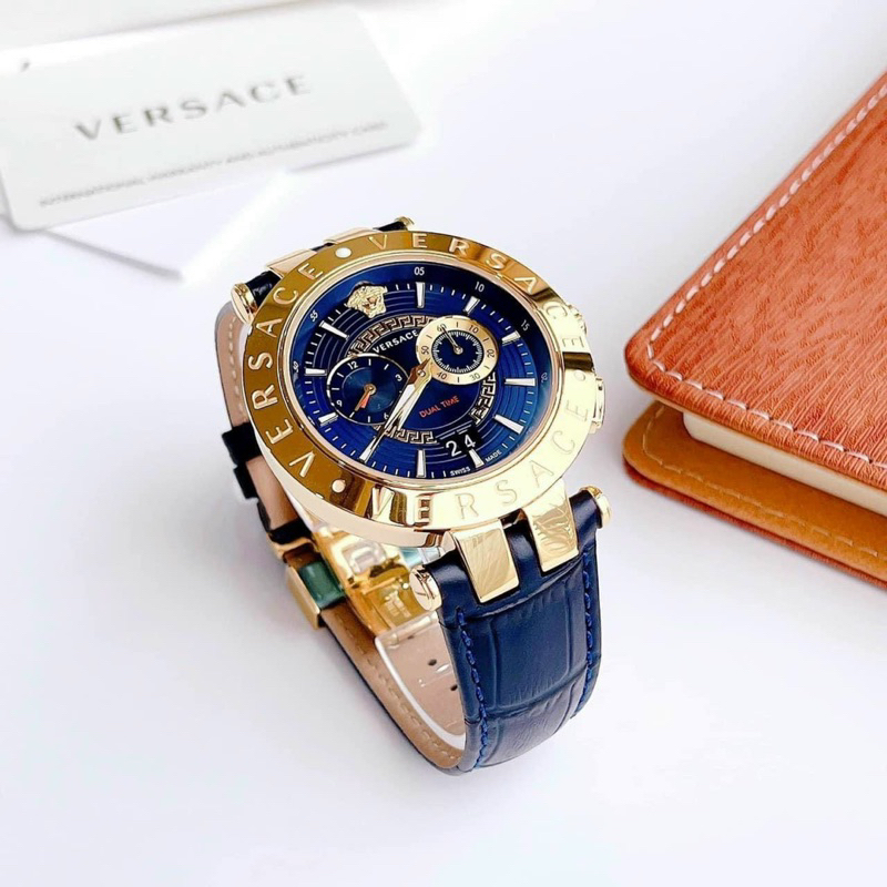 Đồng hồ nam Versace V-Race mặt tròn dây da xanh