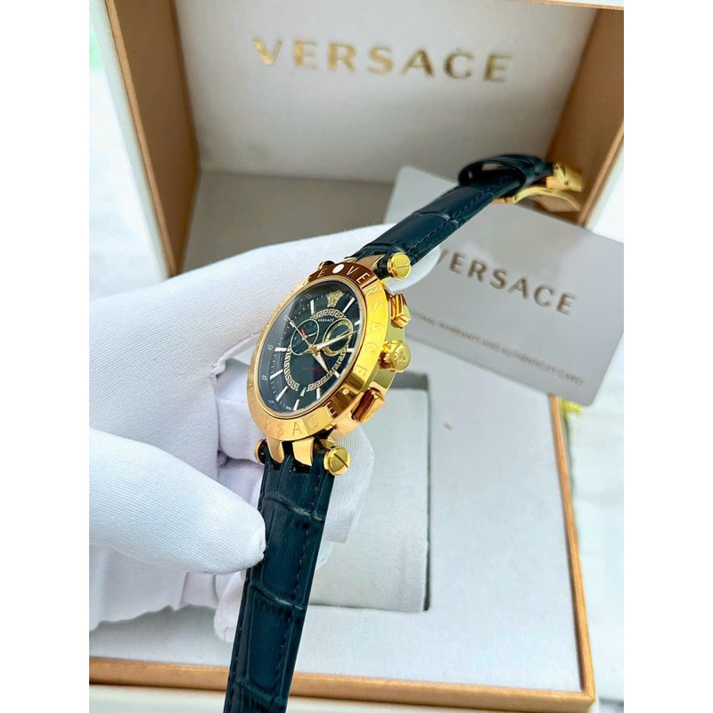 Đồng hồ nam Versace V-Race mặt tròn dây da xanh
