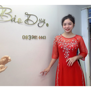 Đầm dạ hội mẹ trung niên