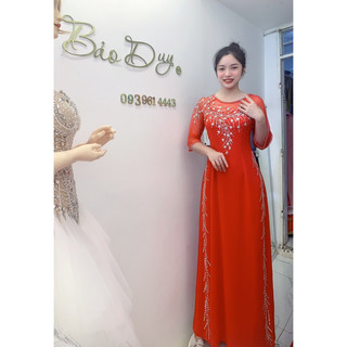Đầm dạ hội mẹ trung niên