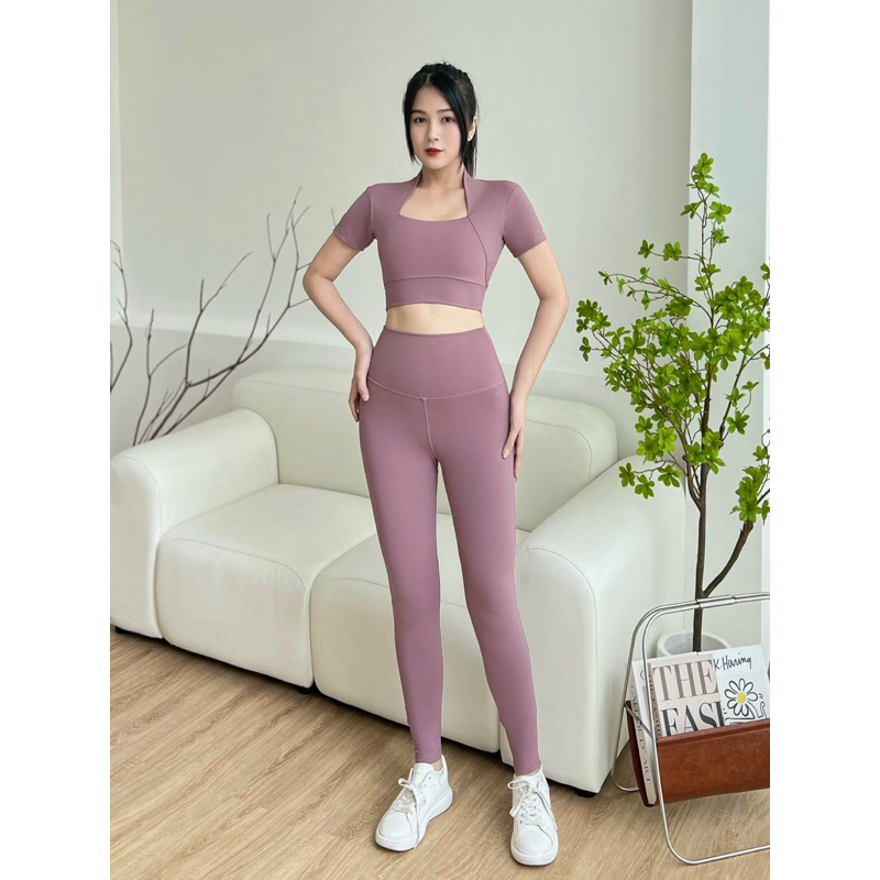 Bộ quần áo dài tập gym yoga aerobic sẵn mút