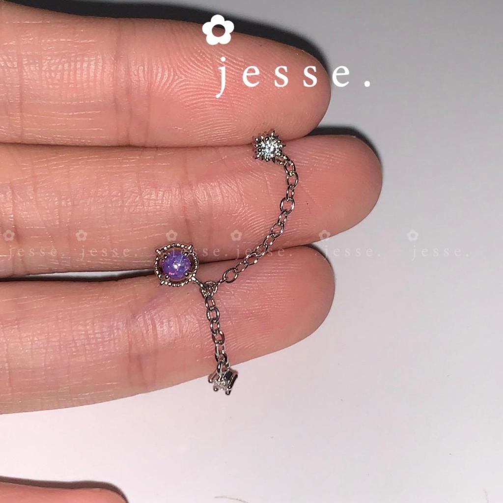 1  chiếc  khuyên tai  xích 2 lỗ jessevn