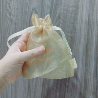 Túi Lưới Rút Dây Cledepeauyy Nền Vàng
