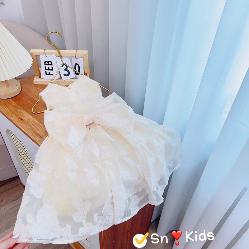 Đầm bé gái,váy cho bé gái cực xinh C23