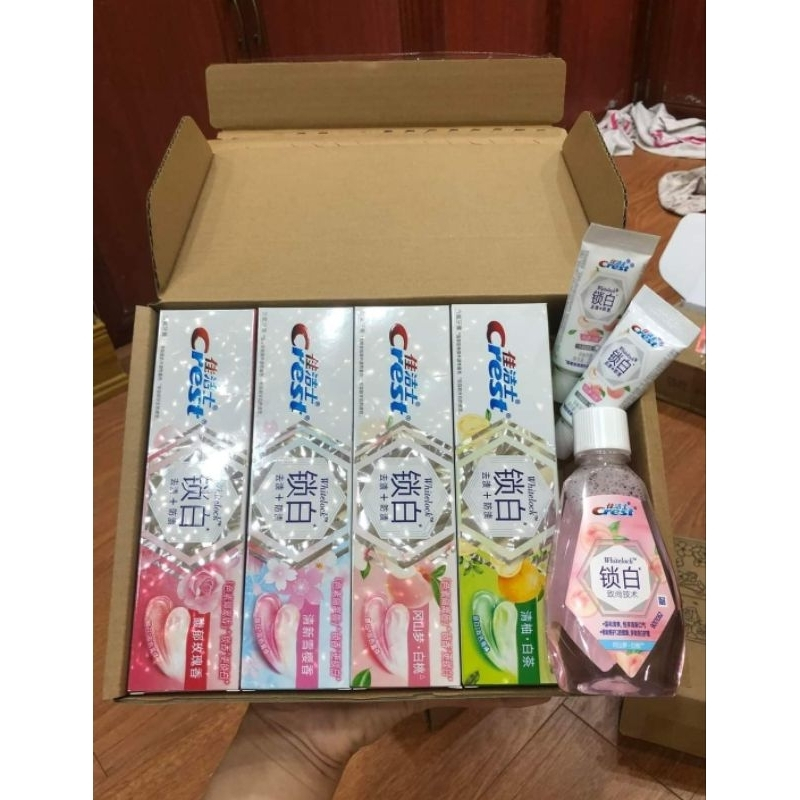 Kem đánh răng Crest WhiteLock 3D Hoa Anh Đào/Quả Đào 120g