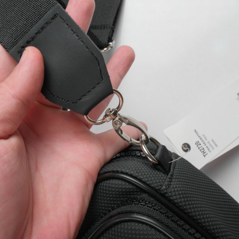 TÚI ĐEO CHÉO LACOSTE