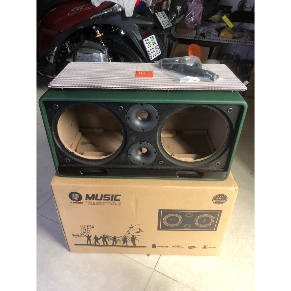 Vỏ thùng loa kéo xách tay 2 bass 20cm 2 treble mẫu mơi